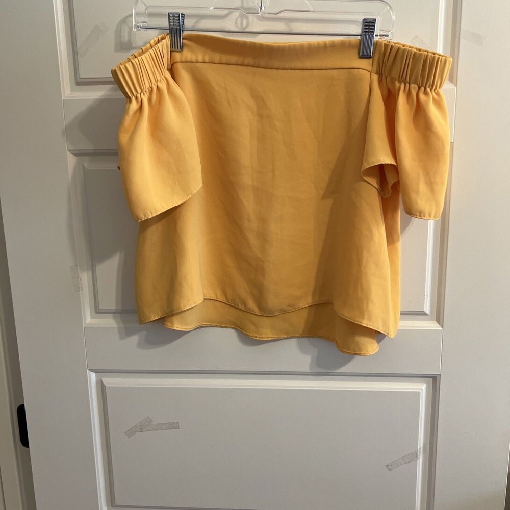 Gianni‎ Bini Womens Off Shoulder Blouse  Color Yellow Size Medium